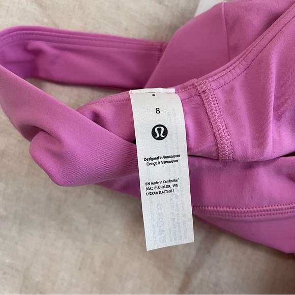 COPY - LULULEMON bra - Picture 4 of 4